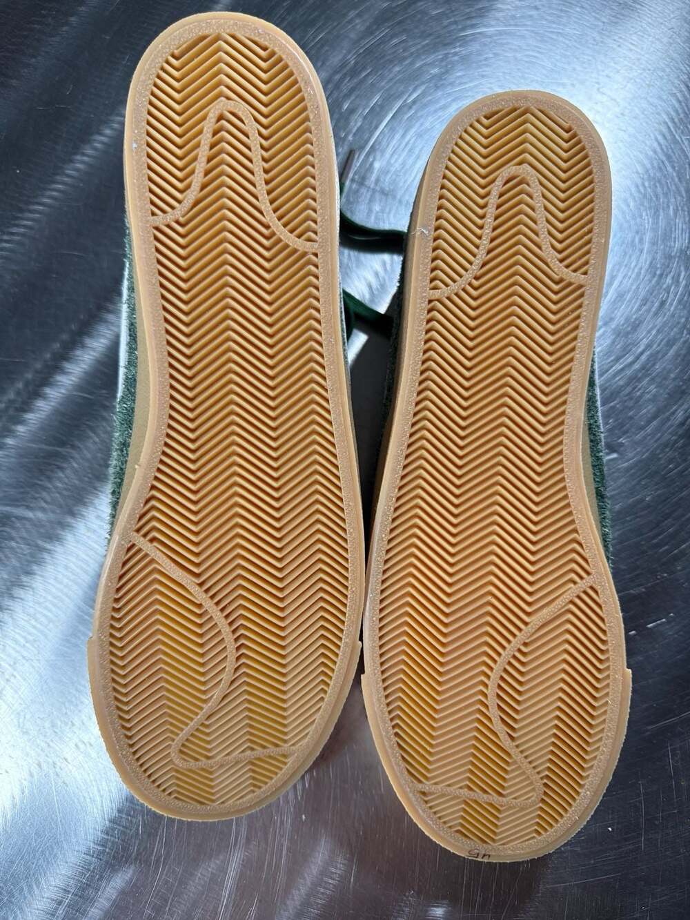 Nike Blazer Low x Devin Booker x Chevrolet 'Team Dark Green' Size 10.5 - Picture 5 of 8